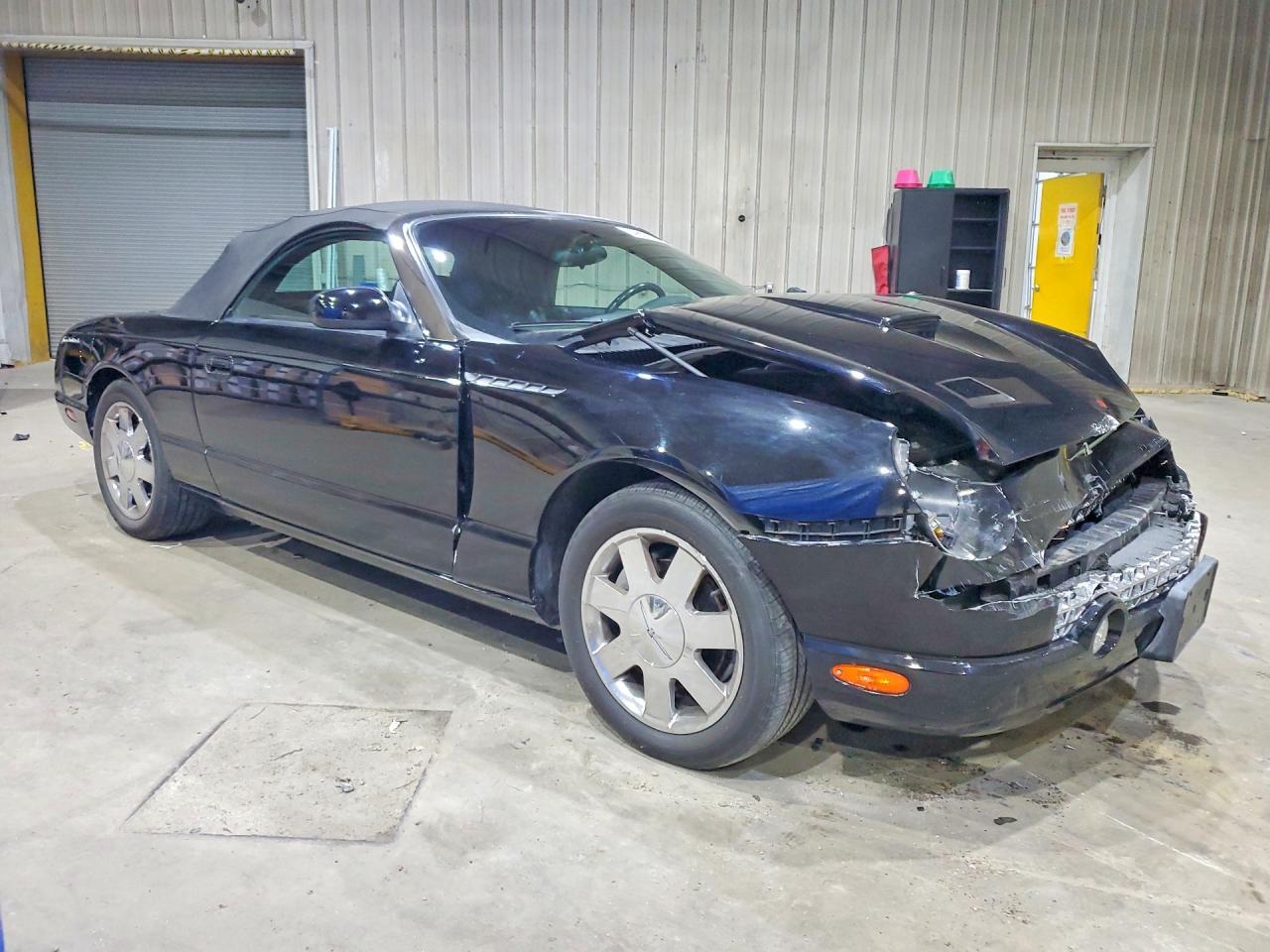 2002 Ford Thunderbird - Image 4