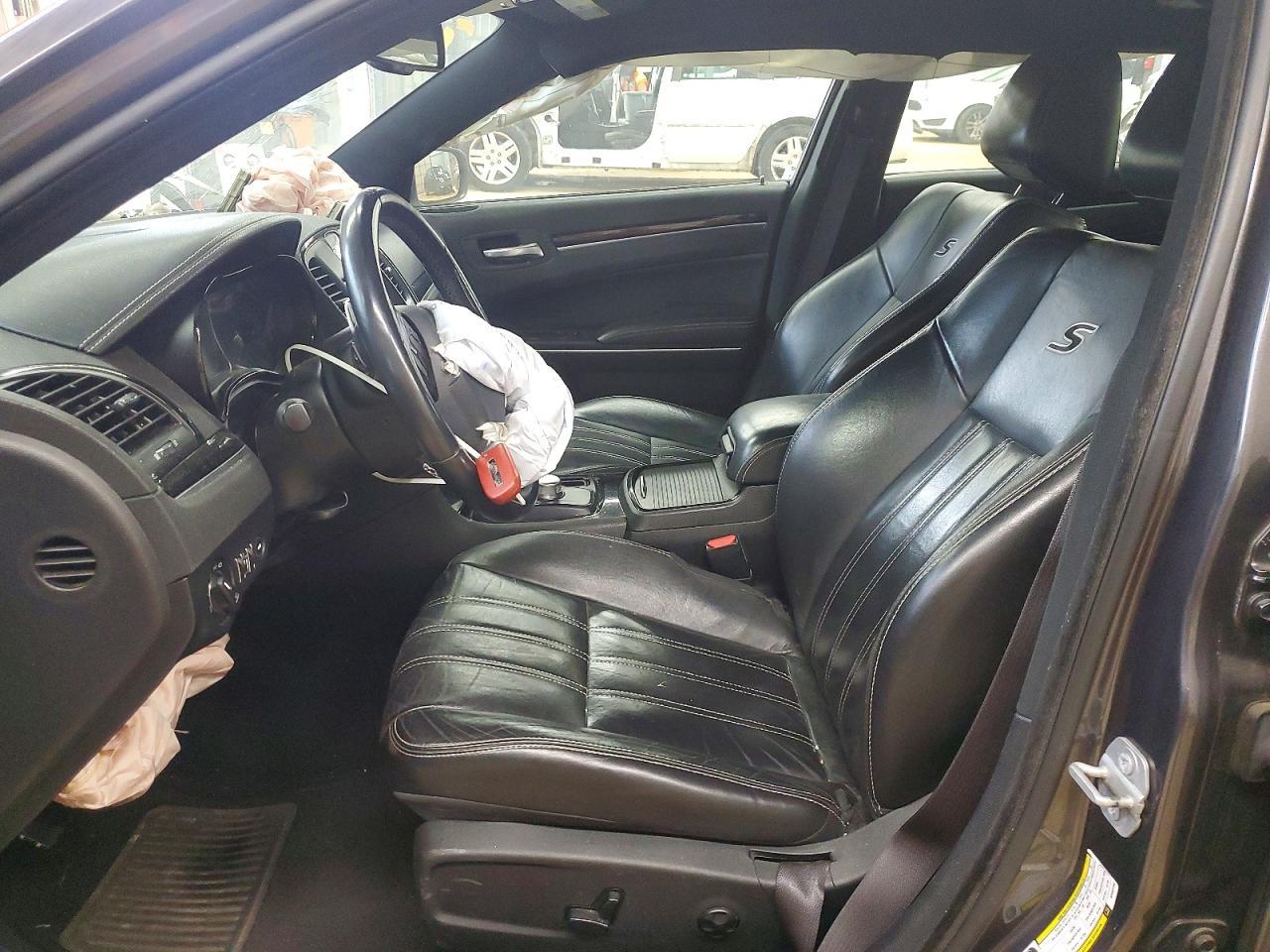 2019 Chrysler 300 S - Фото 7