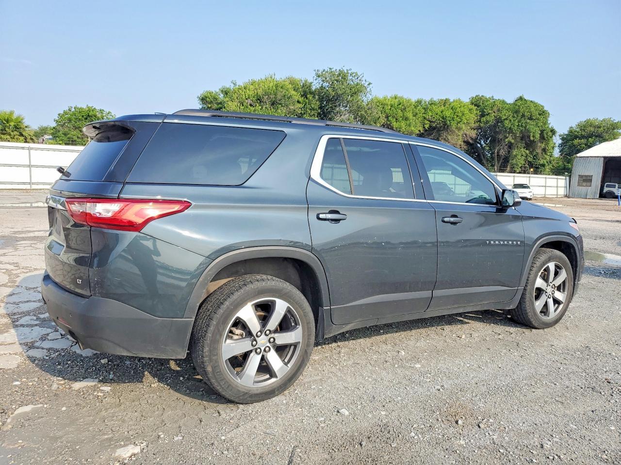 2019 Chevrolet Traverse Lt - Фото 3