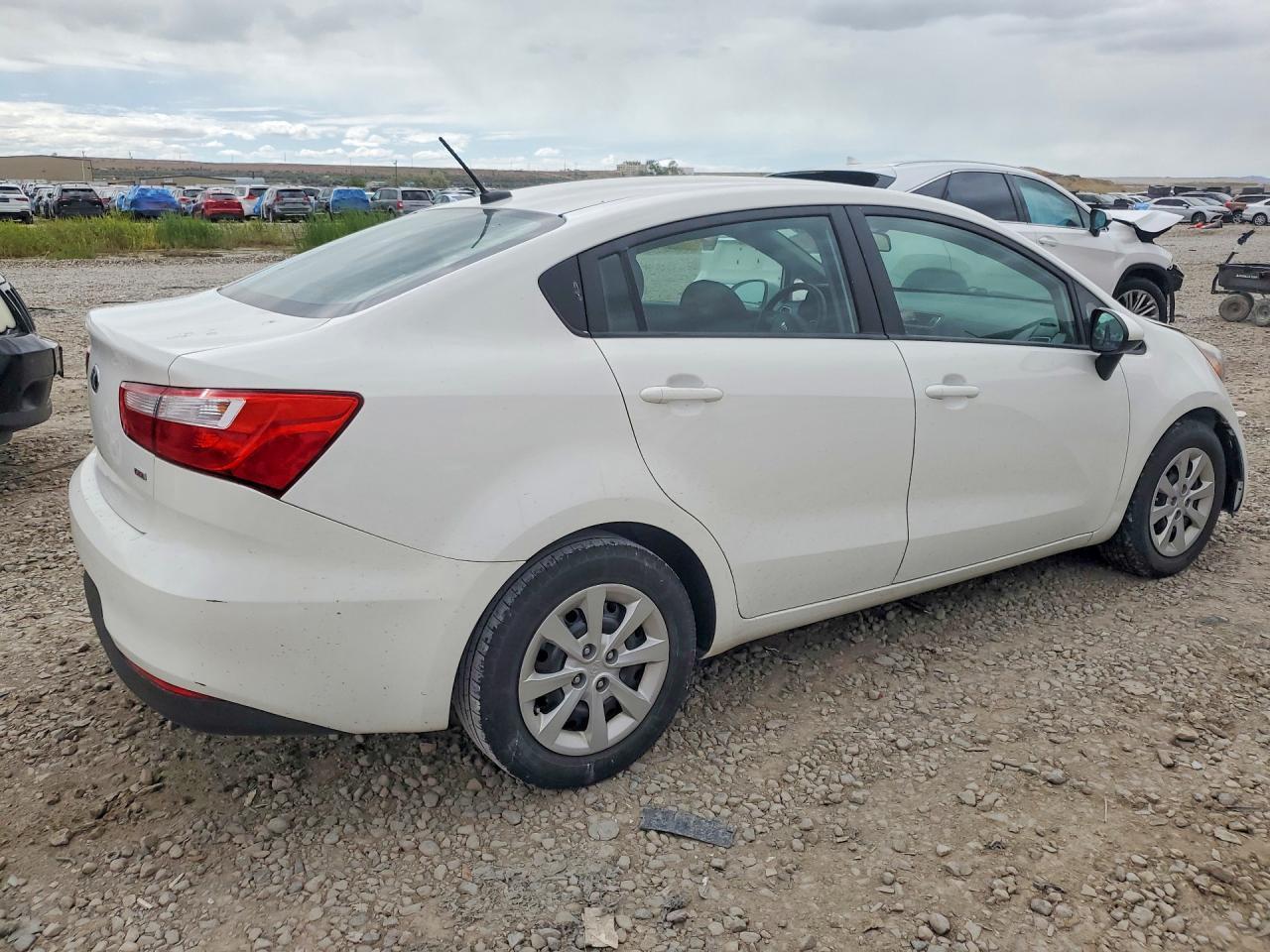 2017 Kia Rio Lx - Фото 3