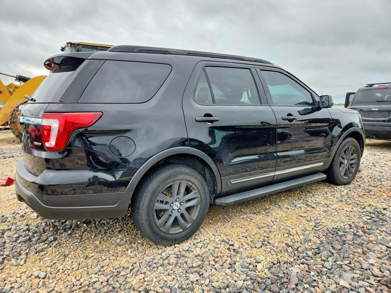 2018 Ford Explorer Xlt - Image 3