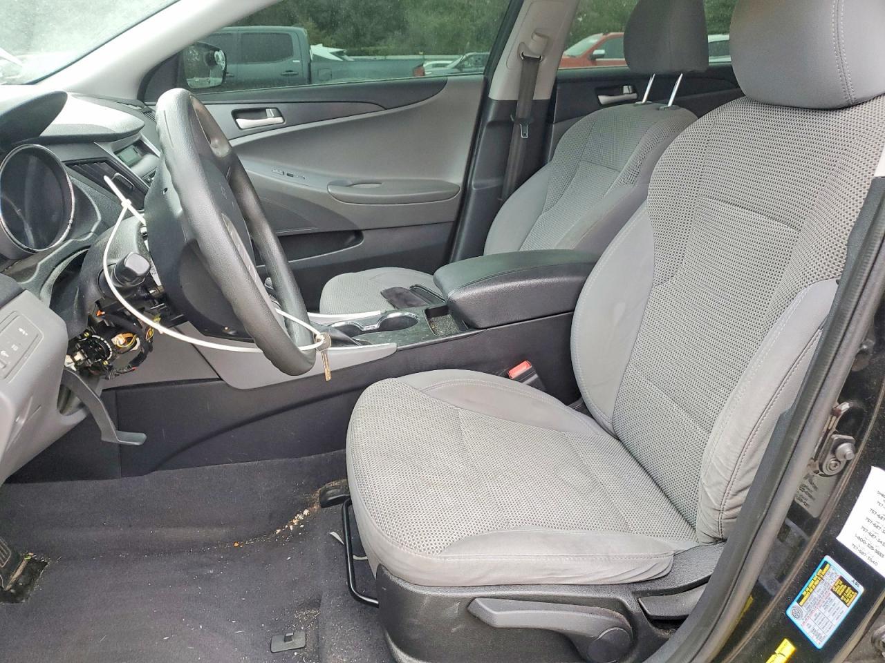 2014 Hyundai Sonata Gls - Image 7