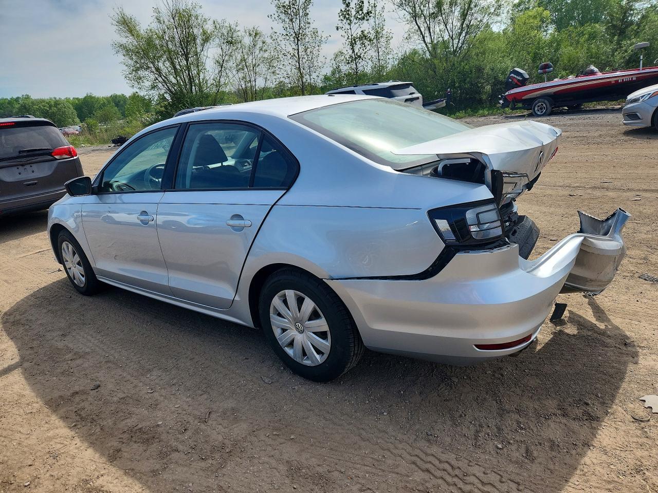 2016 Volkswagen Jetta S - Фото 2