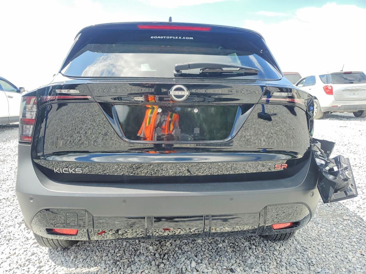 2025 Nissan Kicks Sr - Фото 6