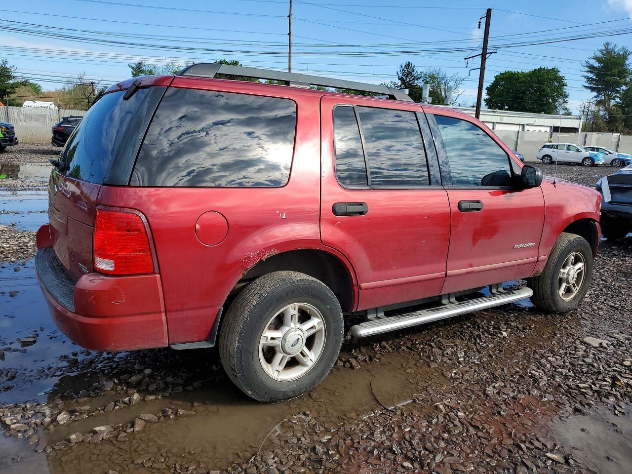2005 Ford Explorer Xlt - Image 3
