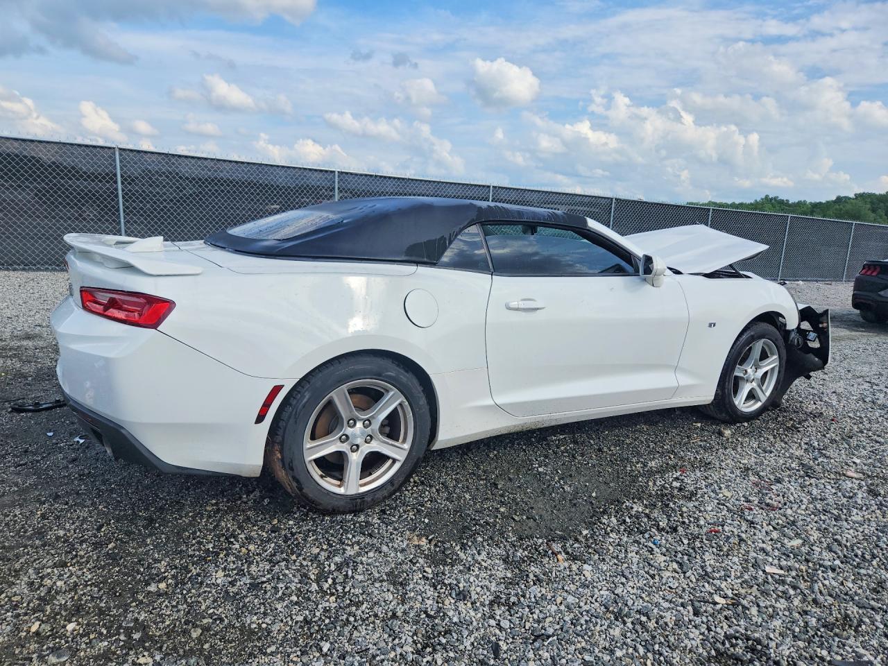 2018 Chevrolet Camaro Lt - Фото 3