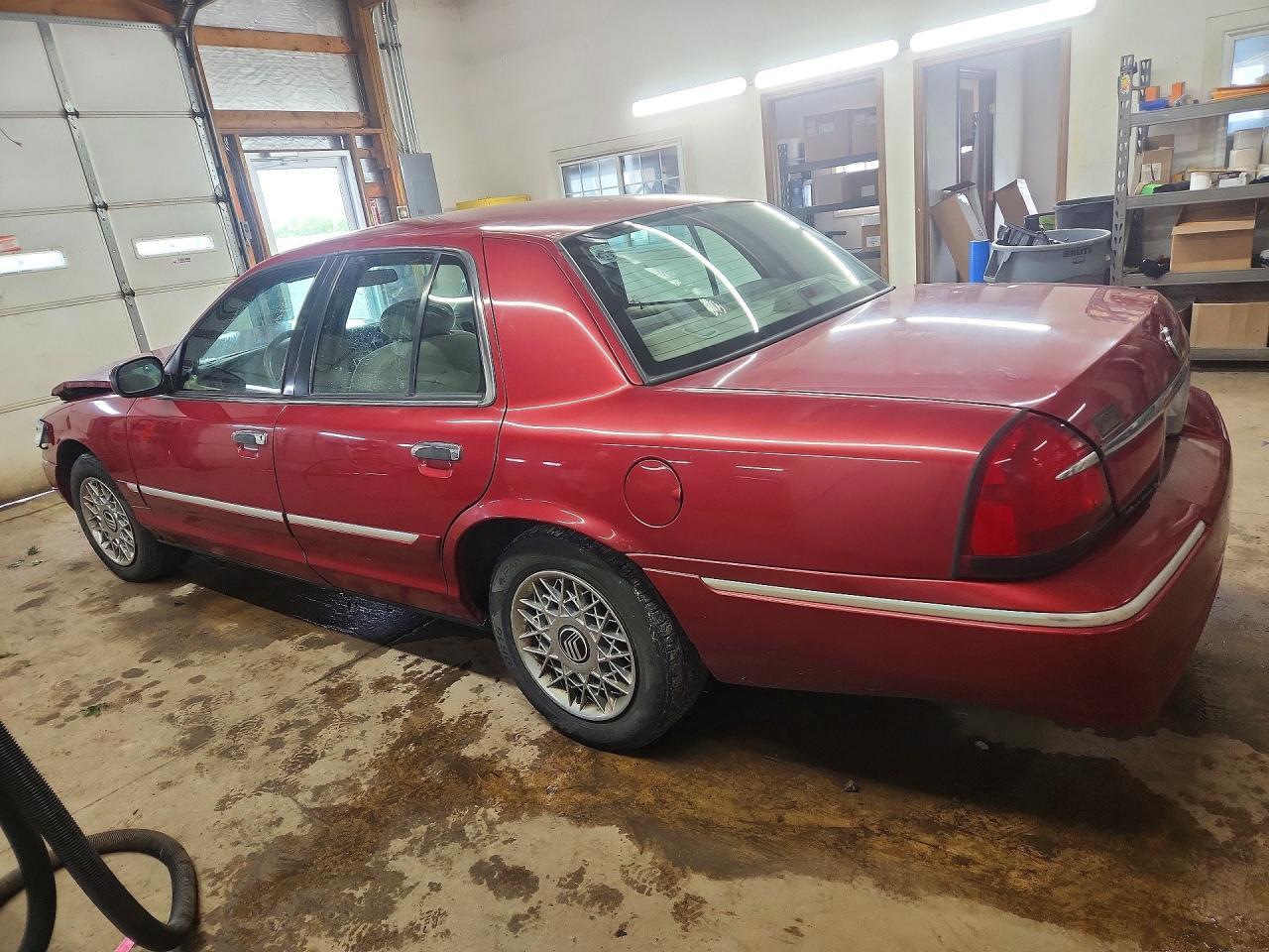 2000 Mercury Grand Marquis Gs - Image 2