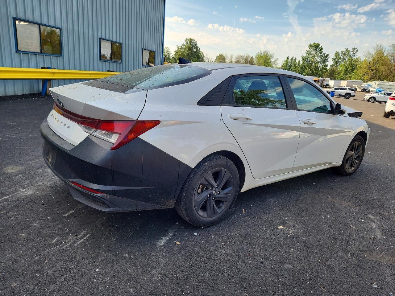 2022 Hyundai Elantra Sel - Фото 3