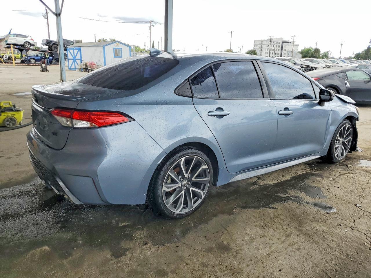 2020 Toyota Corolla Se - Image 3