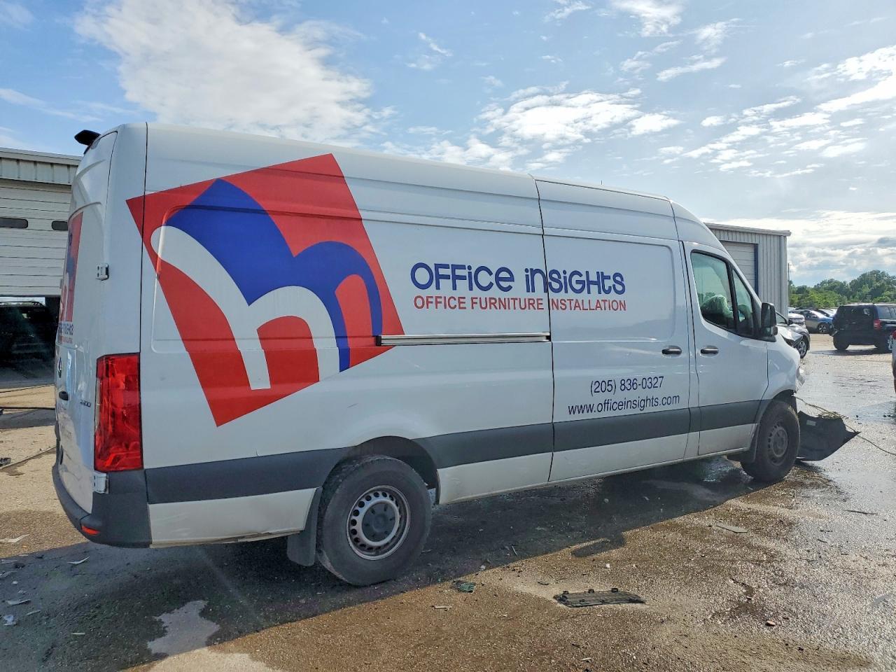 2023 Mercedes-Benz Sprinter 2500 - Фото 4