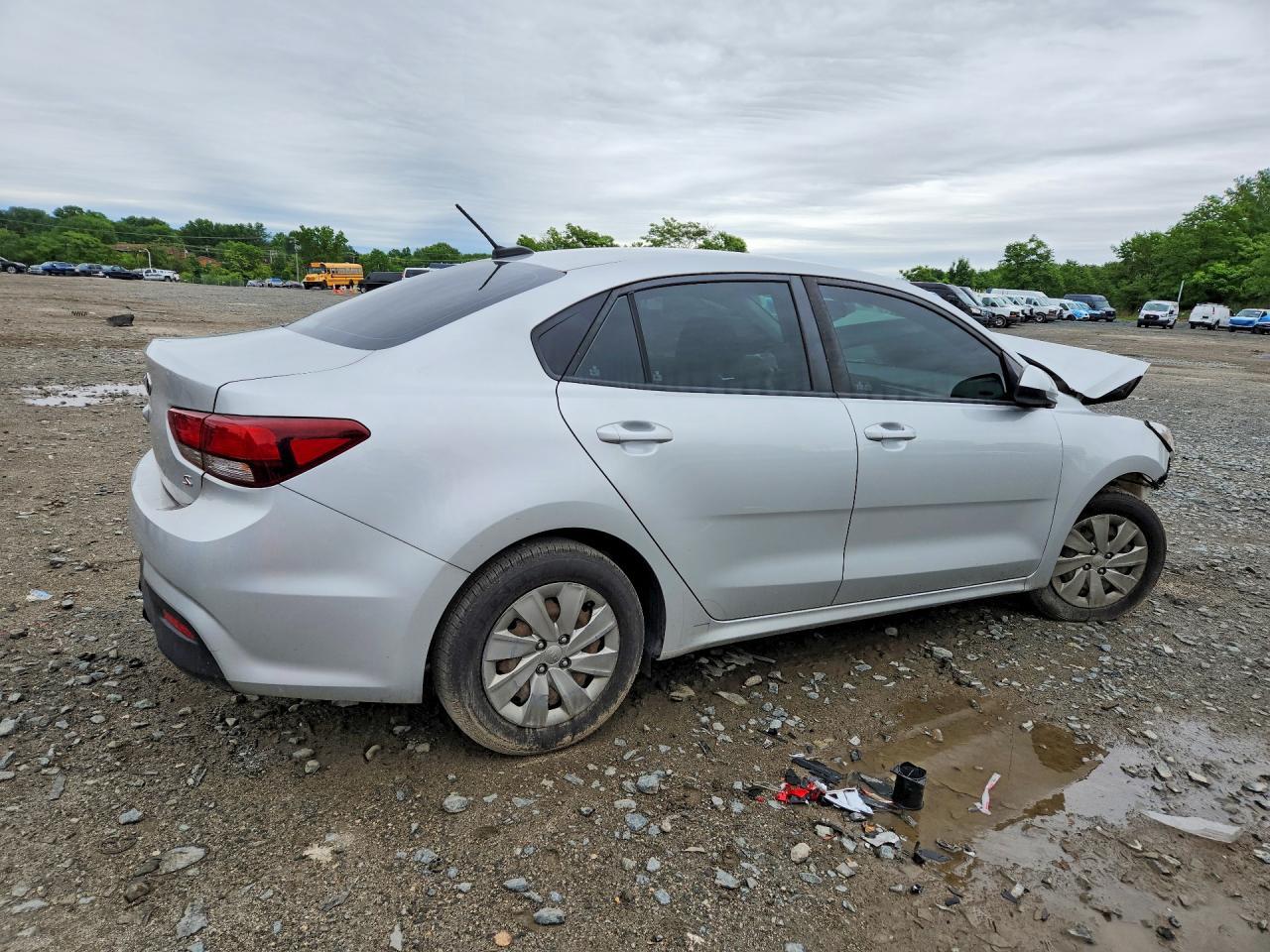 2018 Kia Rio S - Image 3