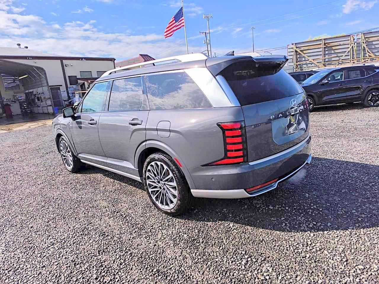2026 Hyundai Palisade Calligraphy - Image 2