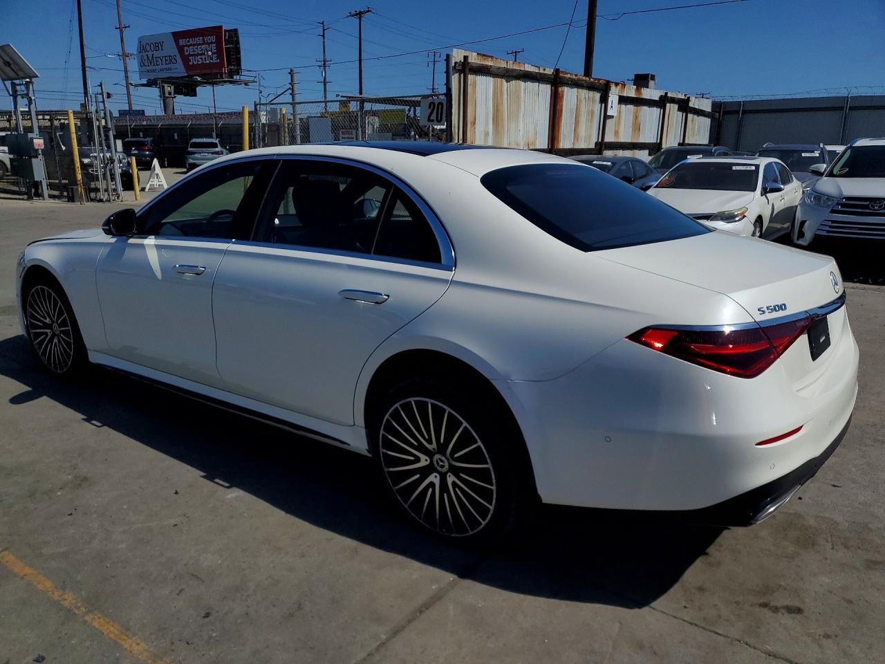 2022 Mercedes-Benz S 500 4Matic - Фото 2
