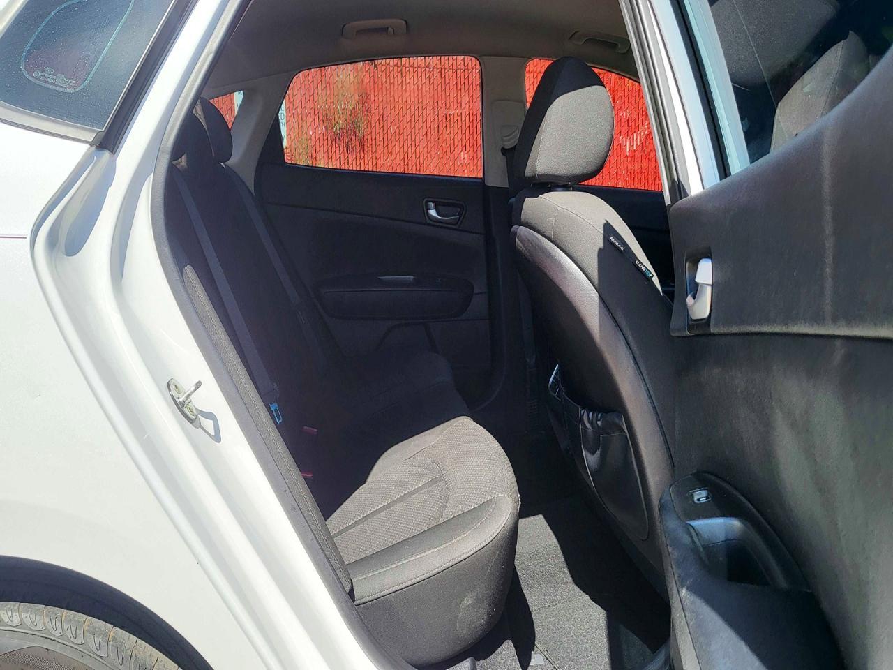 2016 Kia Optima Lx - Фото 6