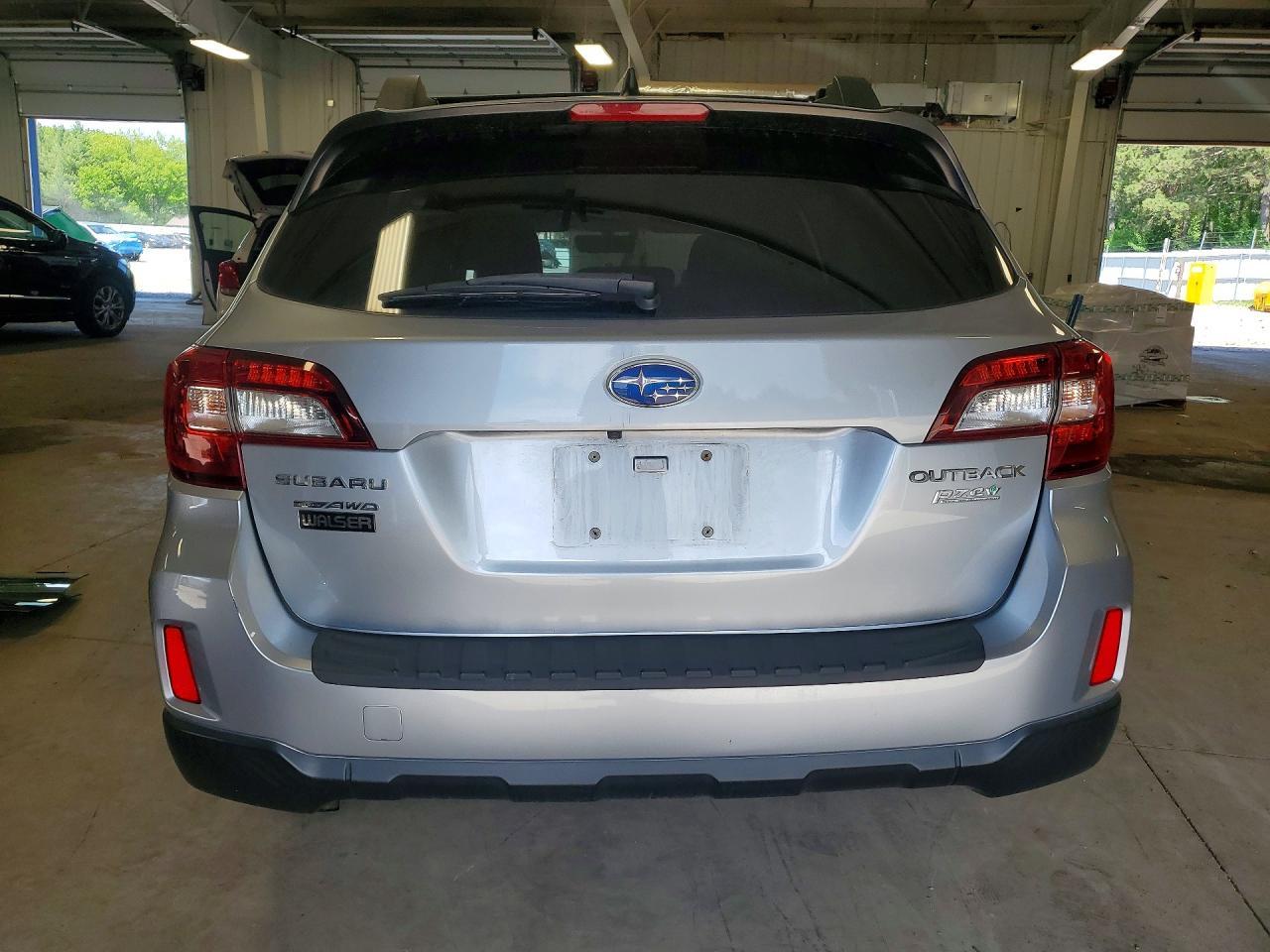 2017 Subaru Outback 2.5I Premium - Фото 6