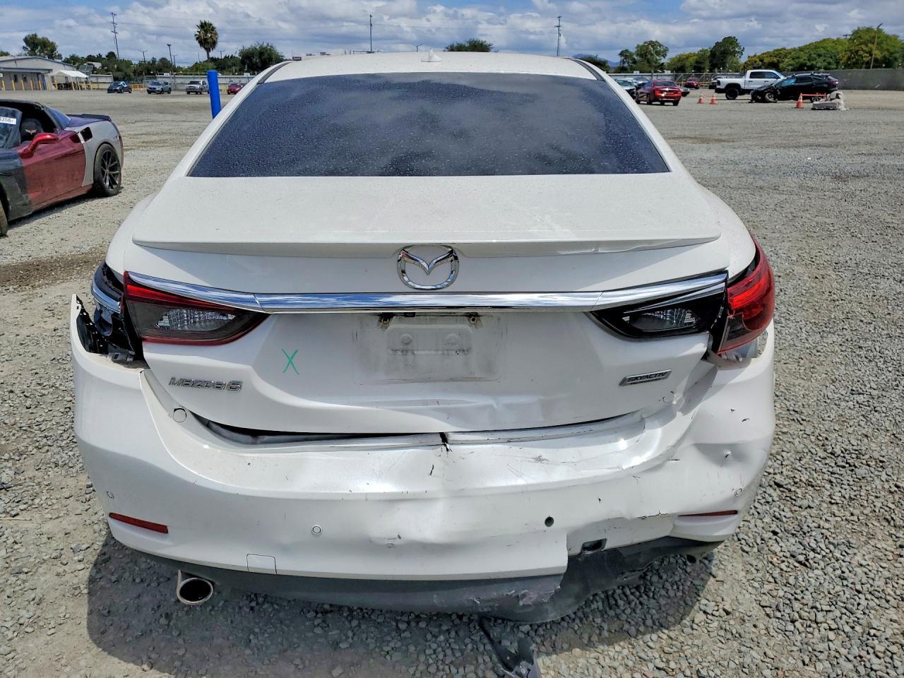 2017 Mazda 6 Grand Touring - Image 6