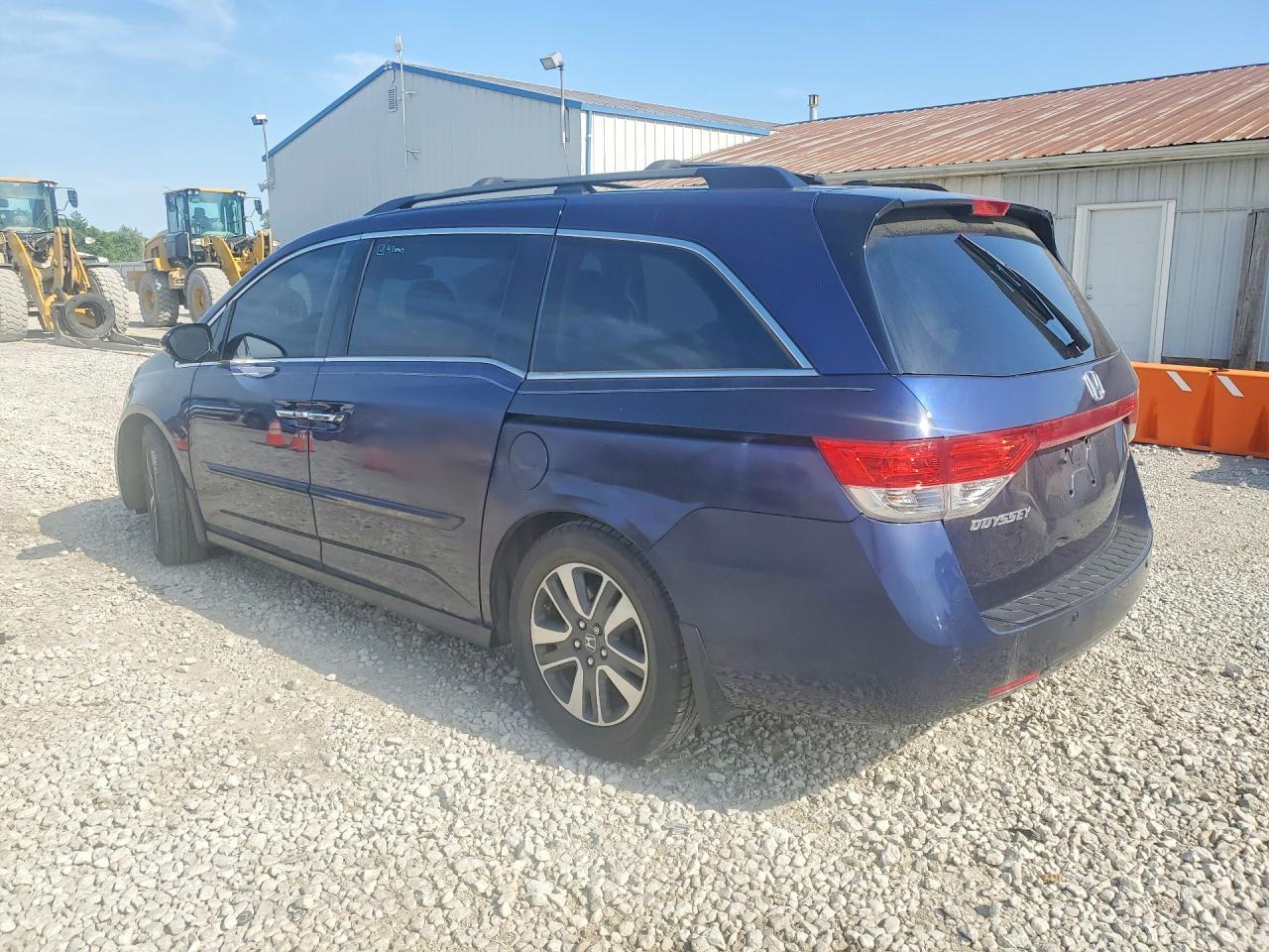 2015 Honda Odyssey Touring - Фото 2