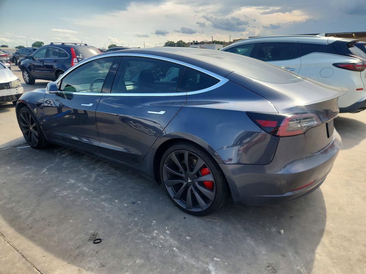 2020 Tesla Model 3 - Image 2