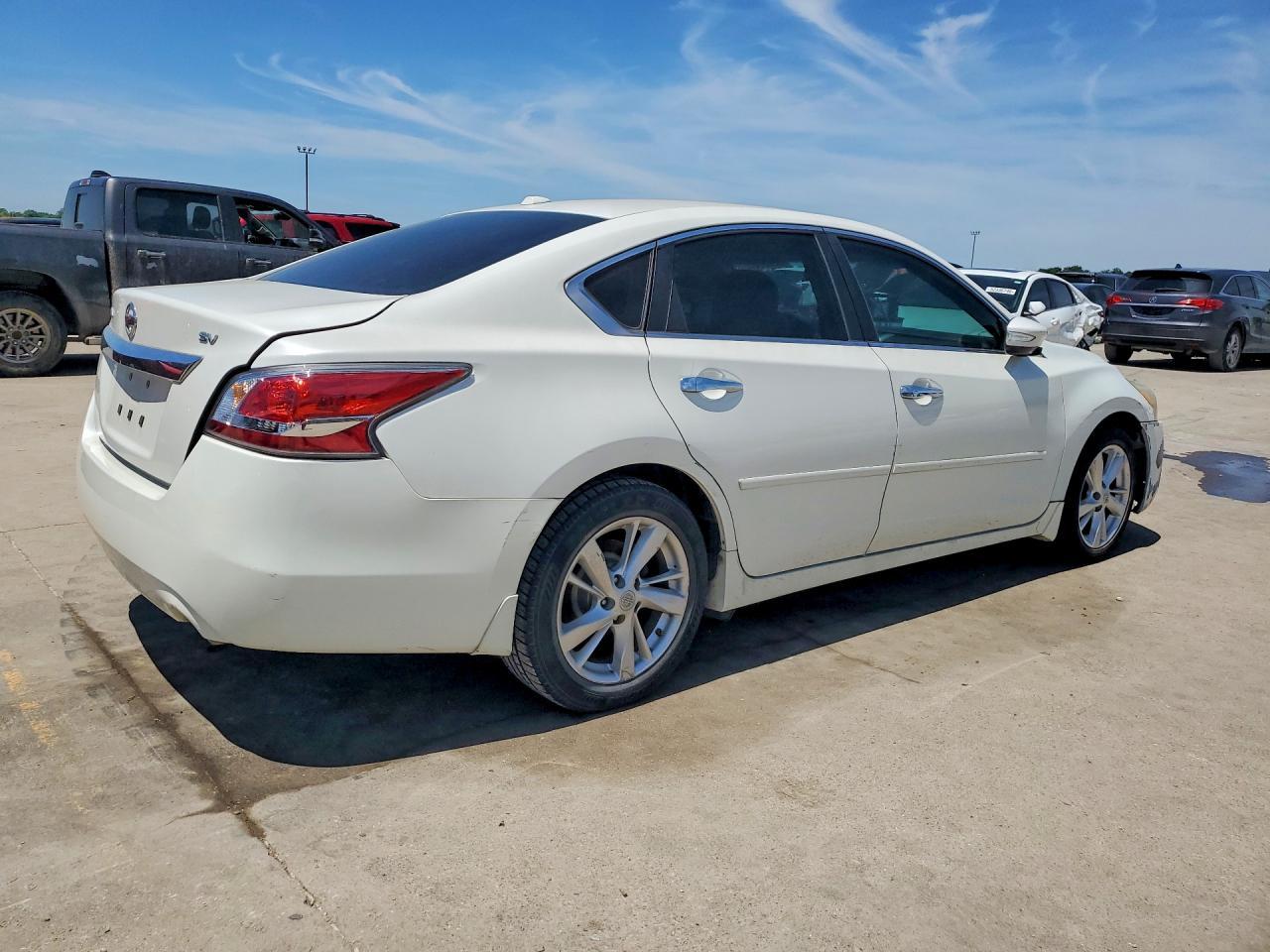 2015 Nissan Altima 2.5 Sv - Фото 3