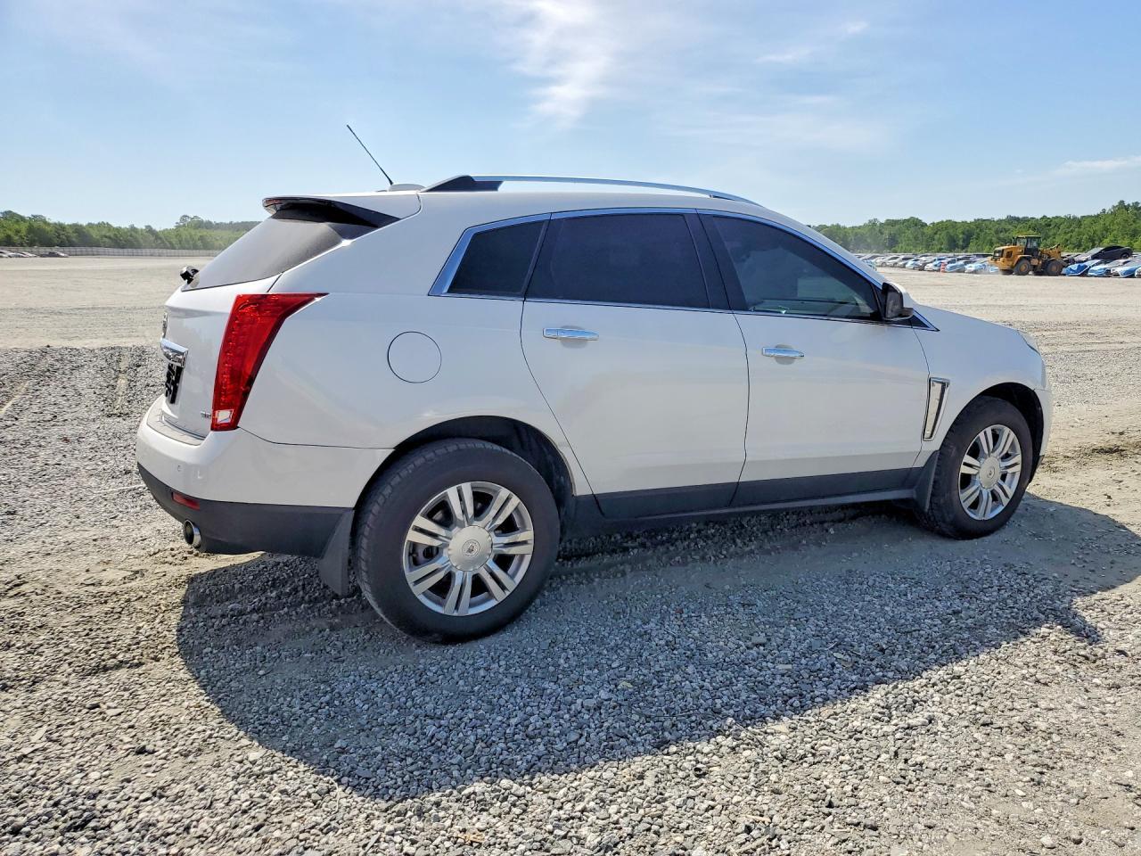2016 Cadillac Srx Luxury Collection - Image 3