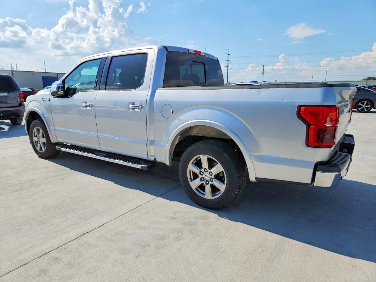 2018 Ford F150 Supercrew - Фото 2