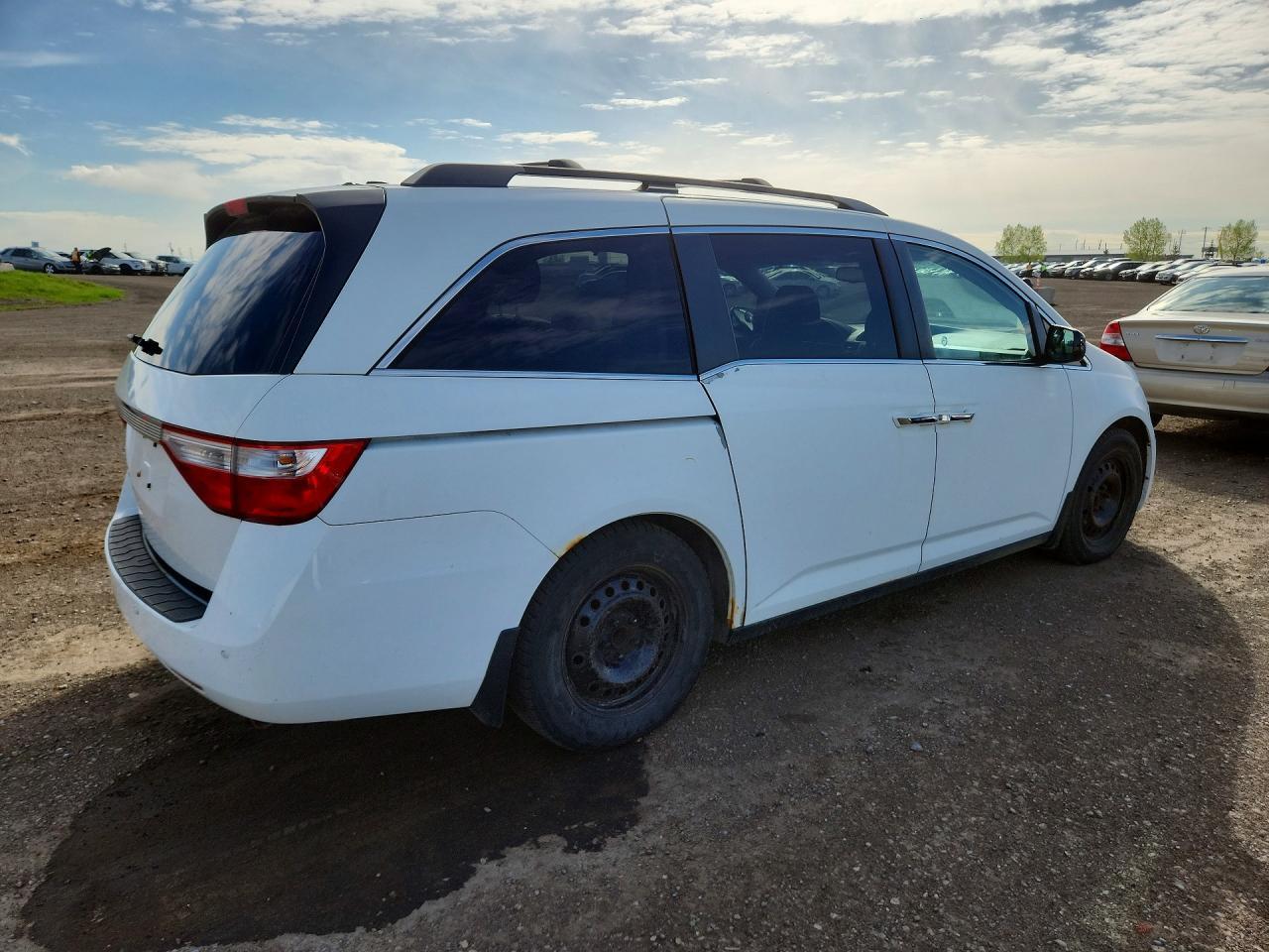 2011 Honda Odyssey Exl - Image 3