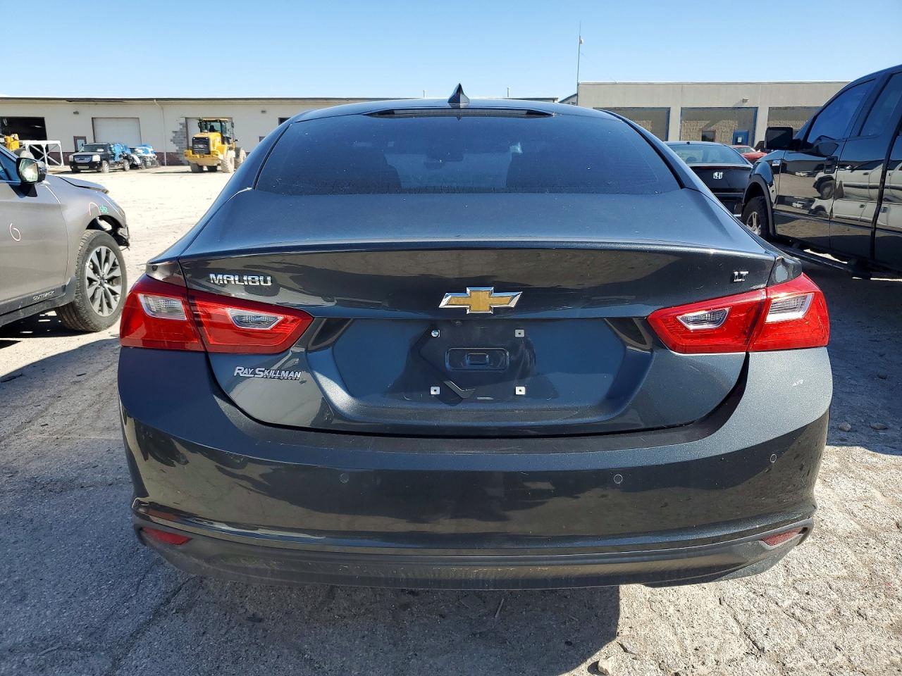 2017 Chevrolet Malibu Lt - Фото 6