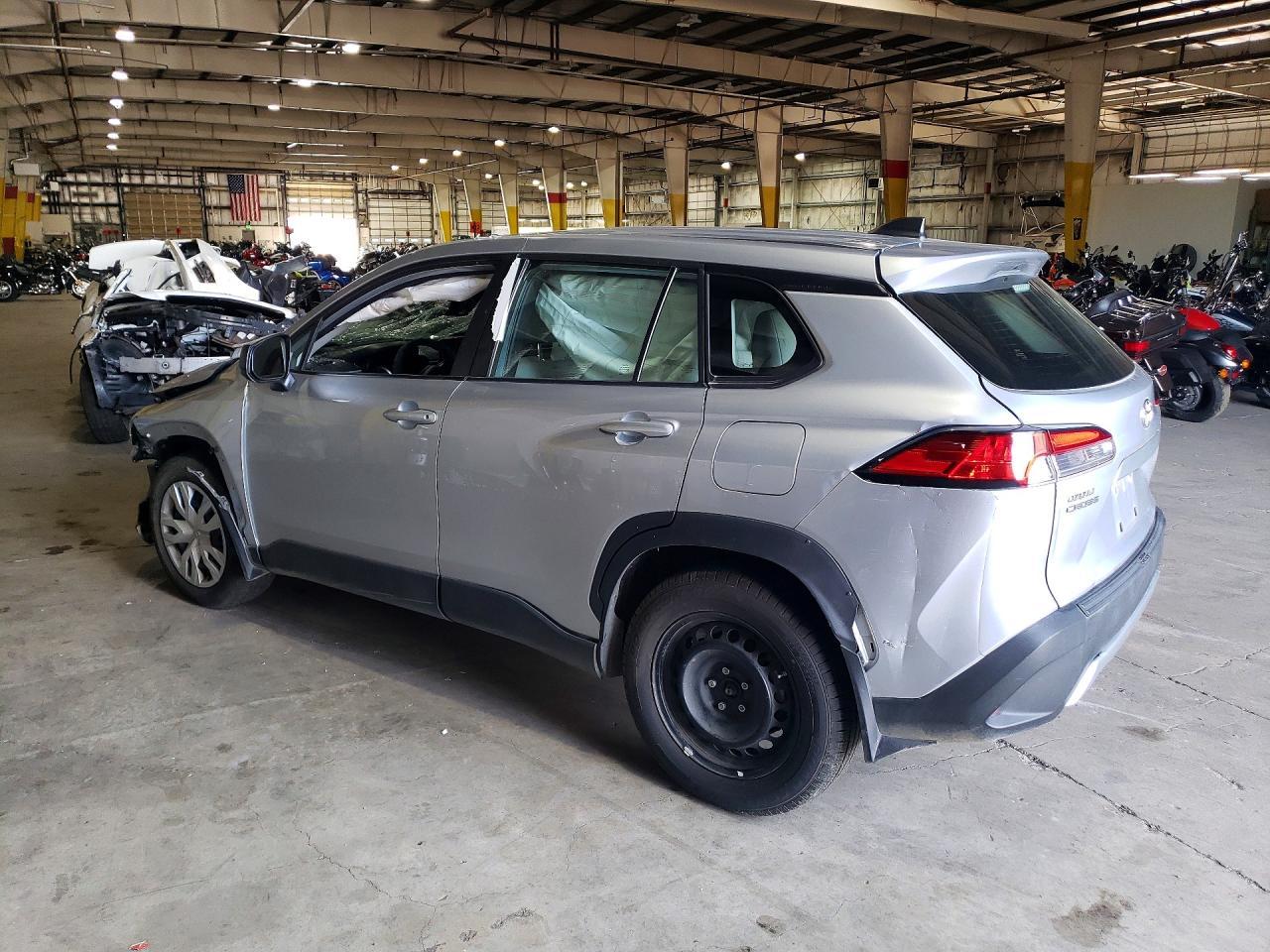 2022 Toyota Corolla Cross - Фото 2