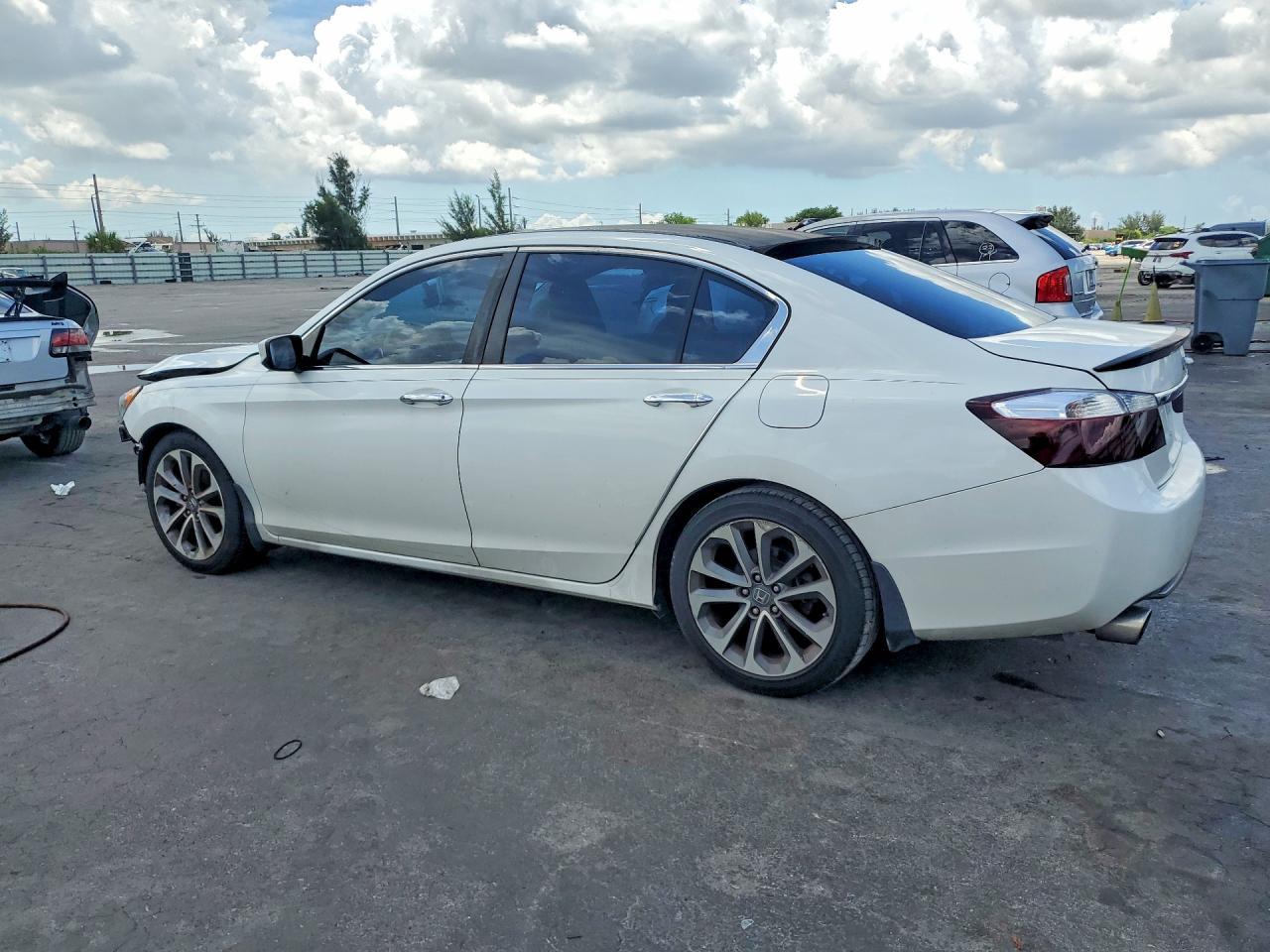 2014 Honda Accord Sport - Фото 2