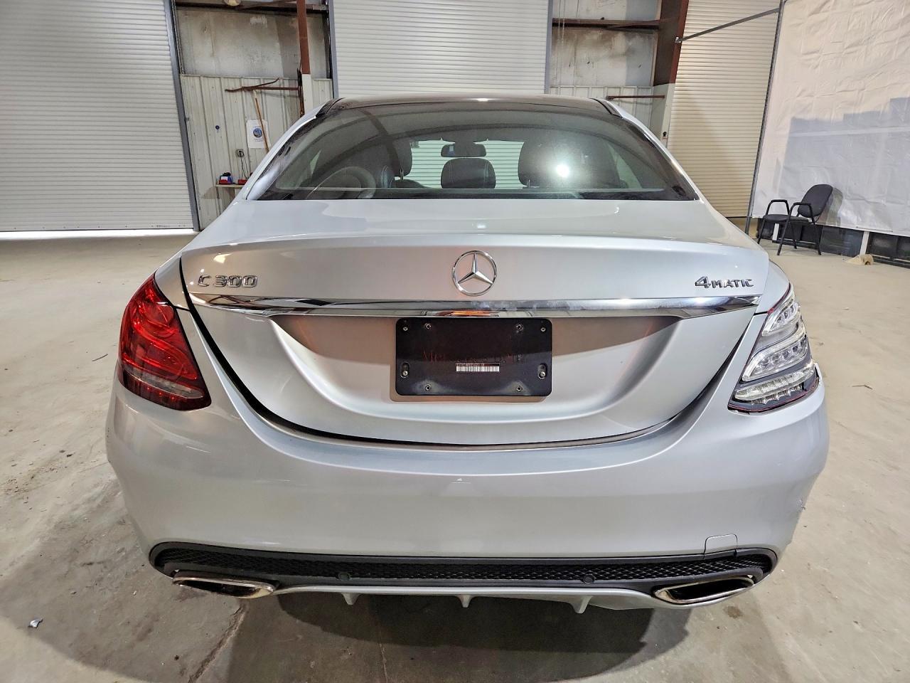 2015 Mercedes-Benz C 300 4Matic - Image 6