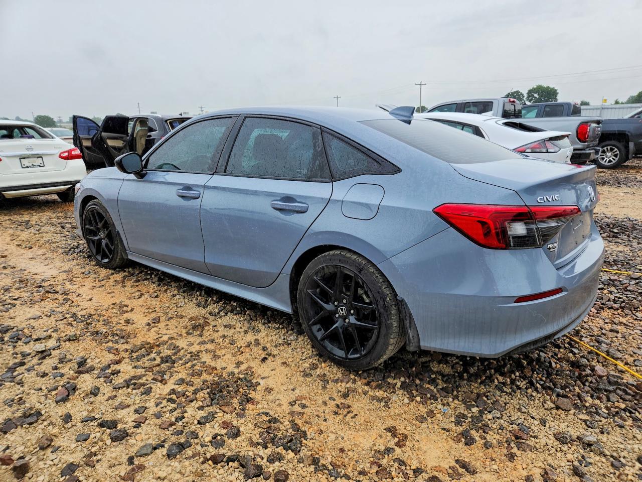 2022 Honda Civic Sport - Фото 2