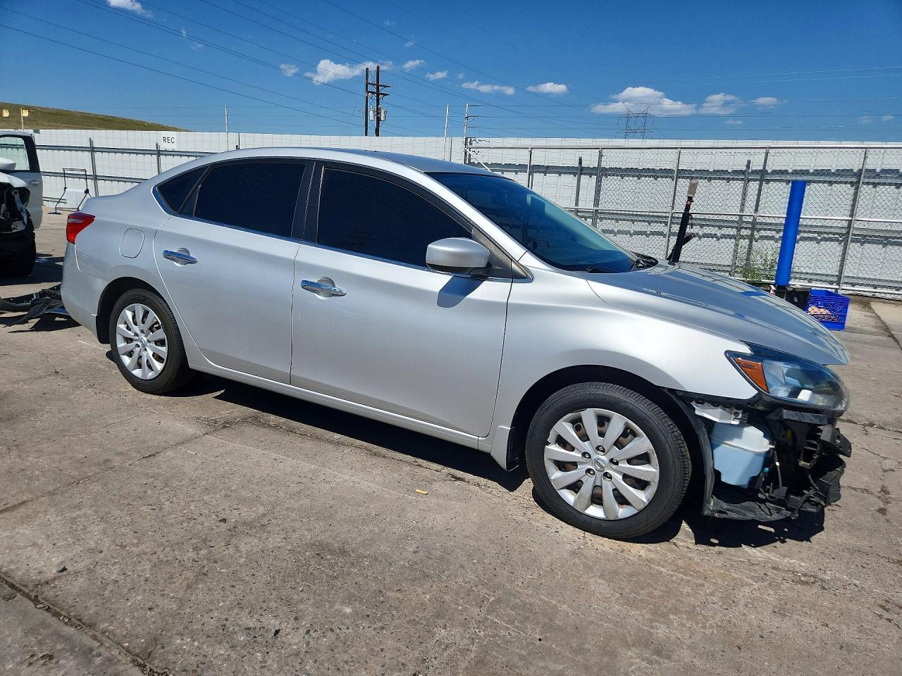 2017 Nissan Sentra S - Image 4