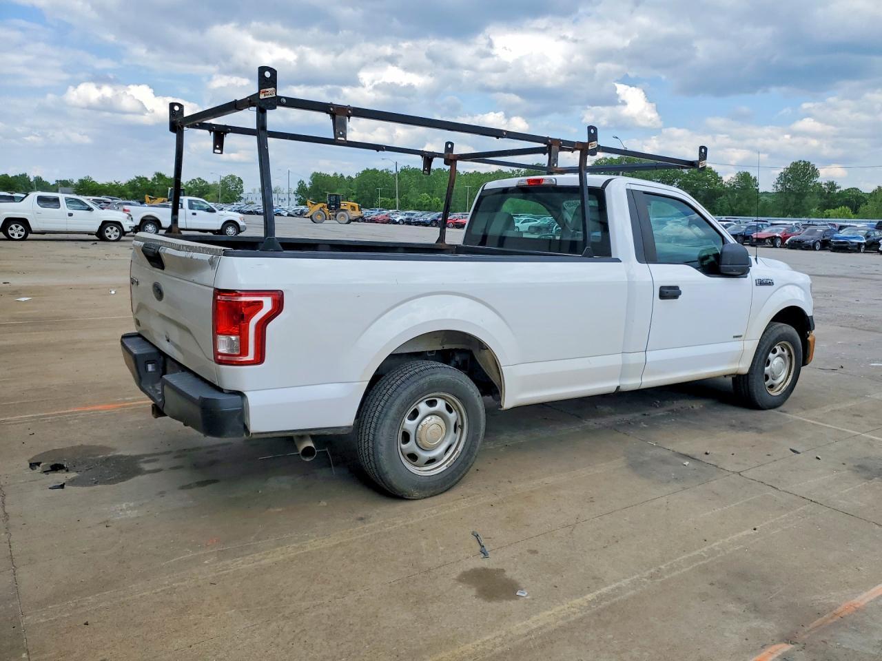 2016 Ford F150 - Image 3
