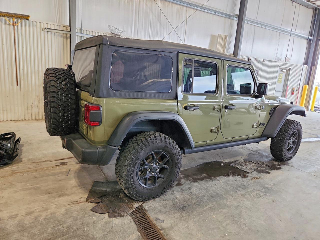 2025 Jeep Wrangler Sport - Фото 3