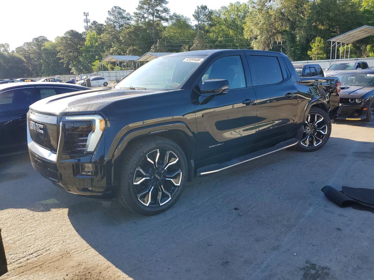 2025 GMC Sierra Denali