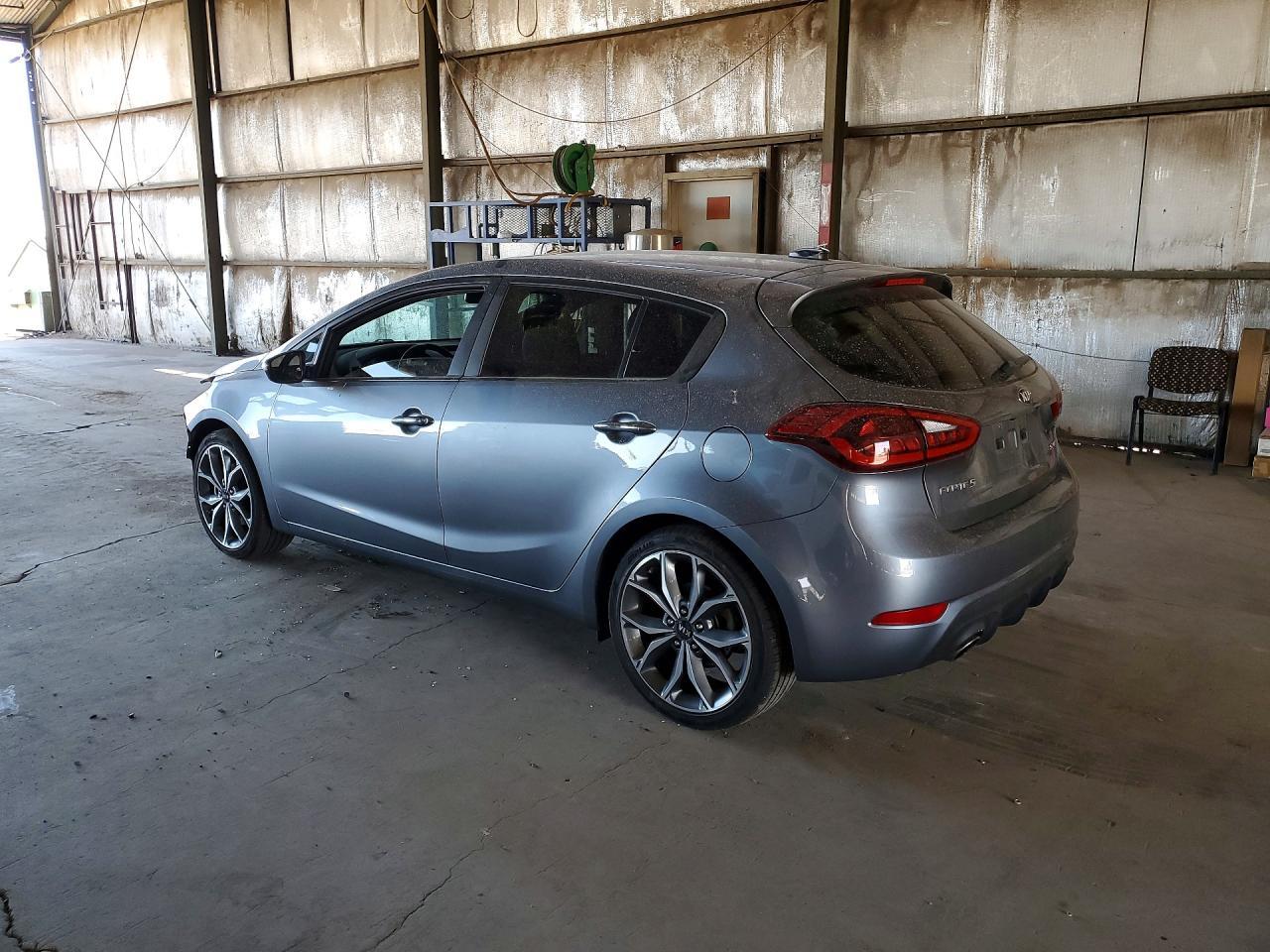 2017 Kia Forte5 Sx - Фото 2