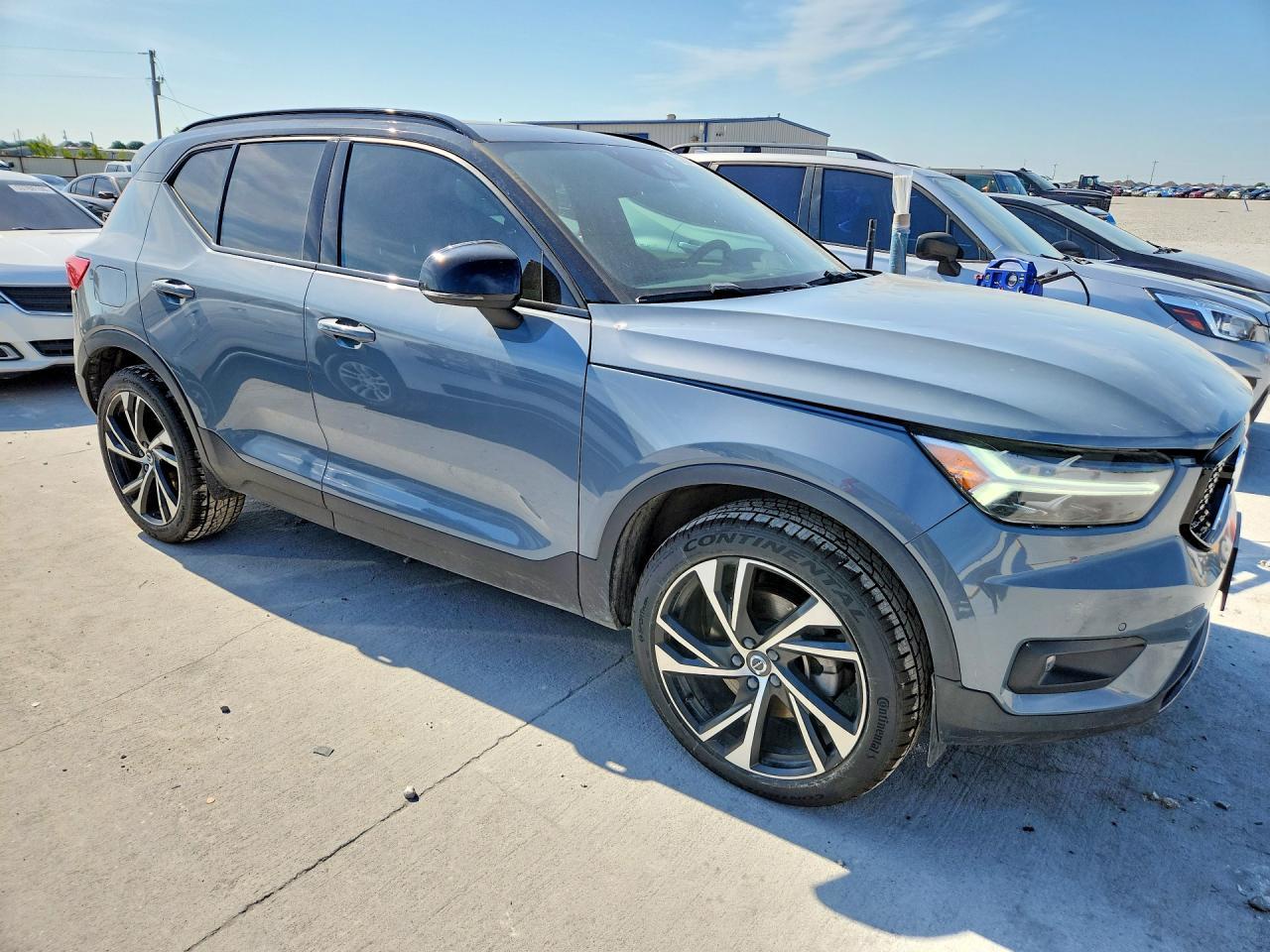 2021 Volvo Xc40 T5 R-Design - Фото 4