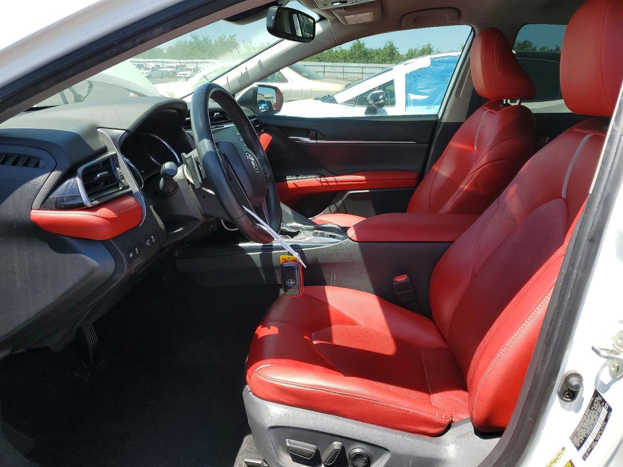2020 Toyota Camry Xse - Image 7