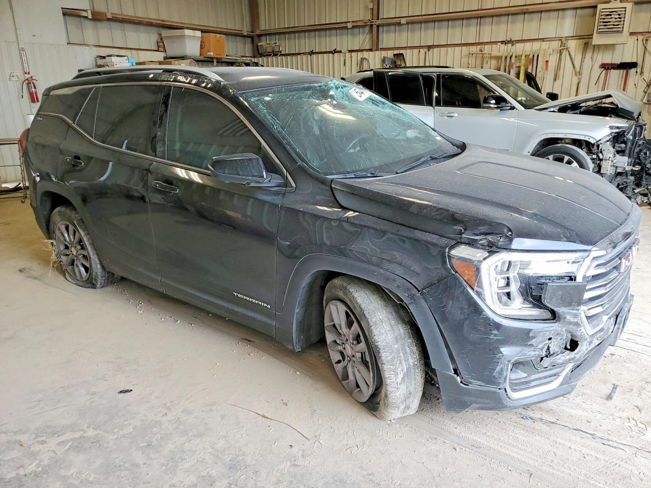 2022 GMC Terrain Slt - Image 4