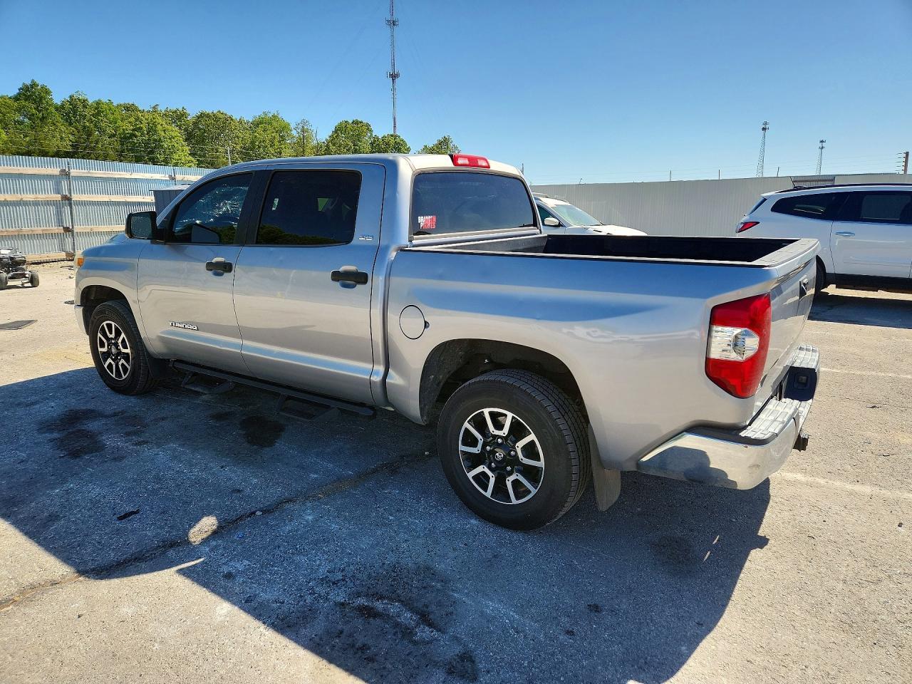 2014 Toyota Tundra Crewmax Sr5 - Фото 2