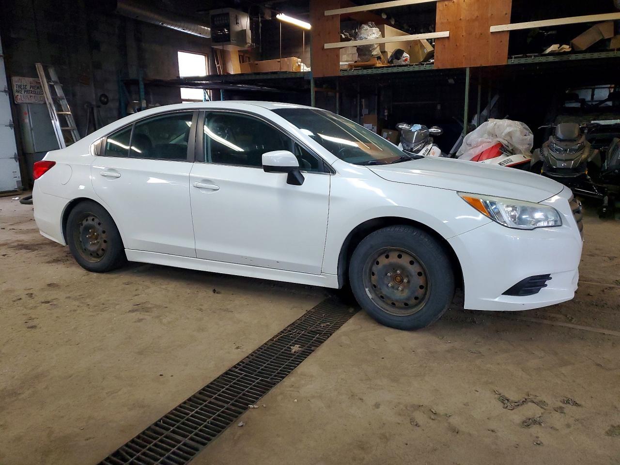 2015 Subaru Legacy 2.5I - Фото 4