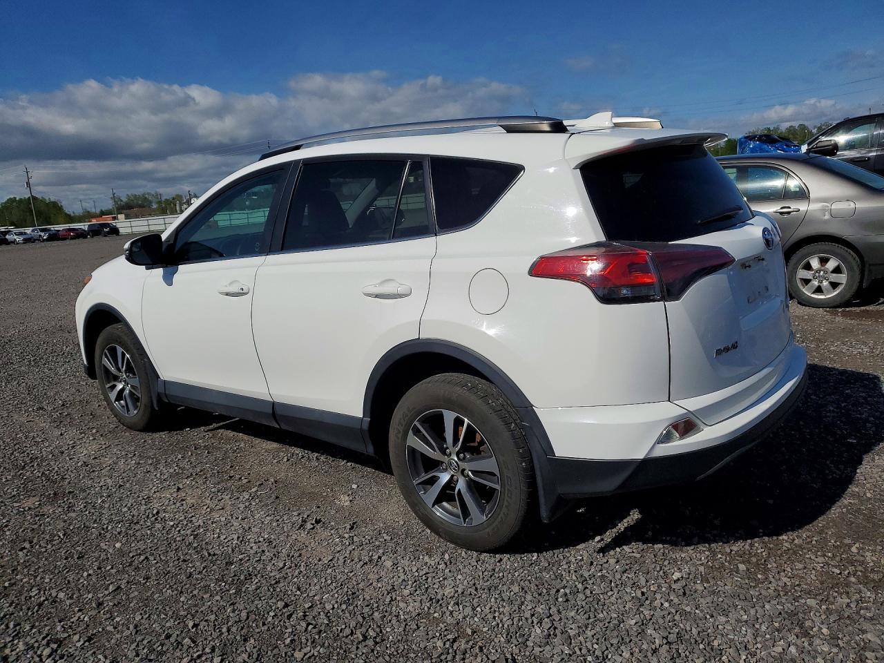 2018 Toyota Rav4 Le - Фото 2