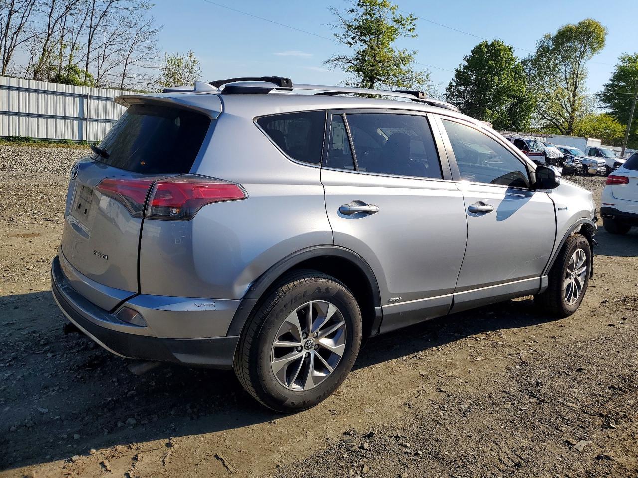 2018 Toyota Rav4 Hybrid Le - Фото 3
