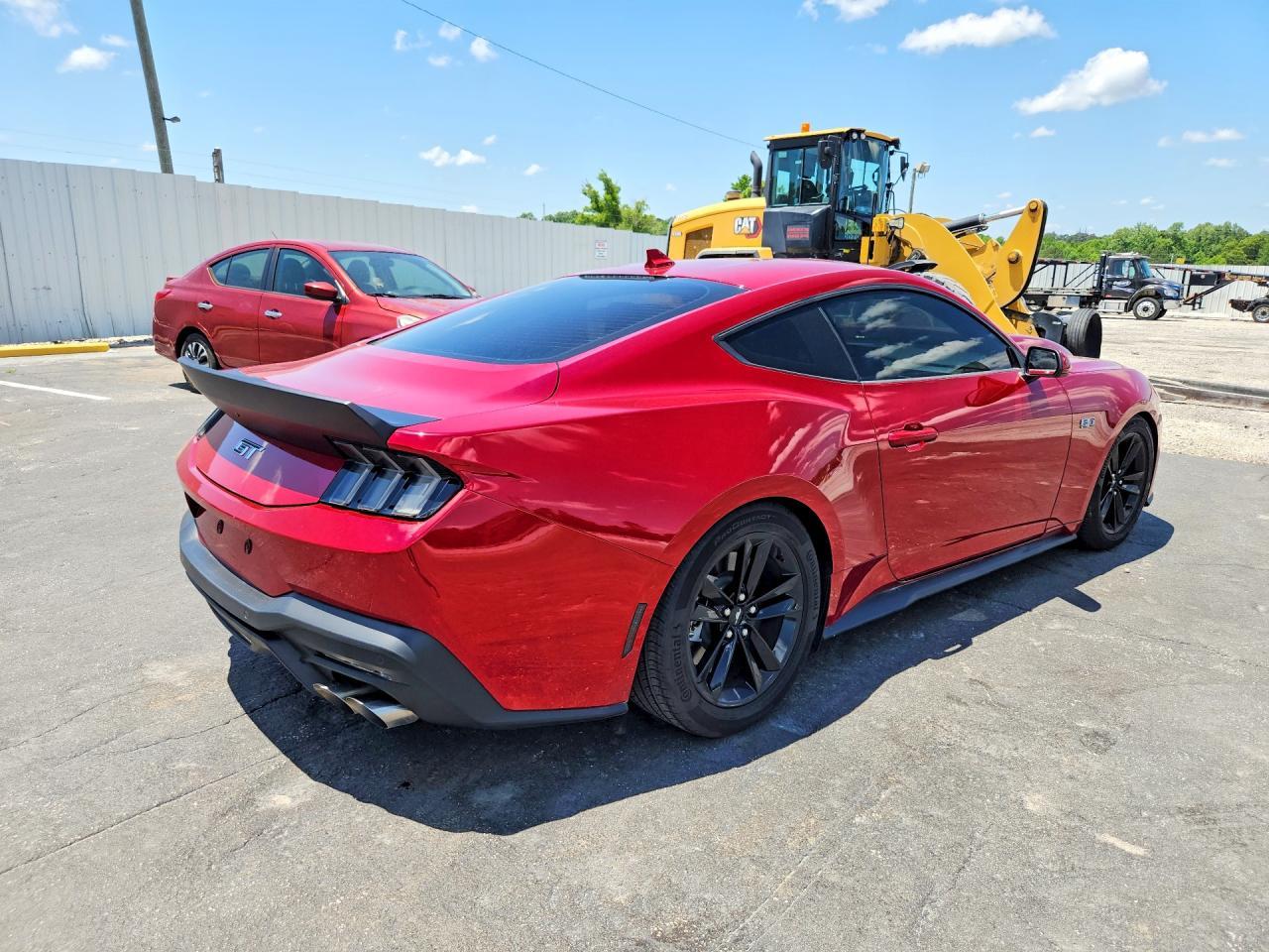 2024 Ford Mustang Gt - Фото 3