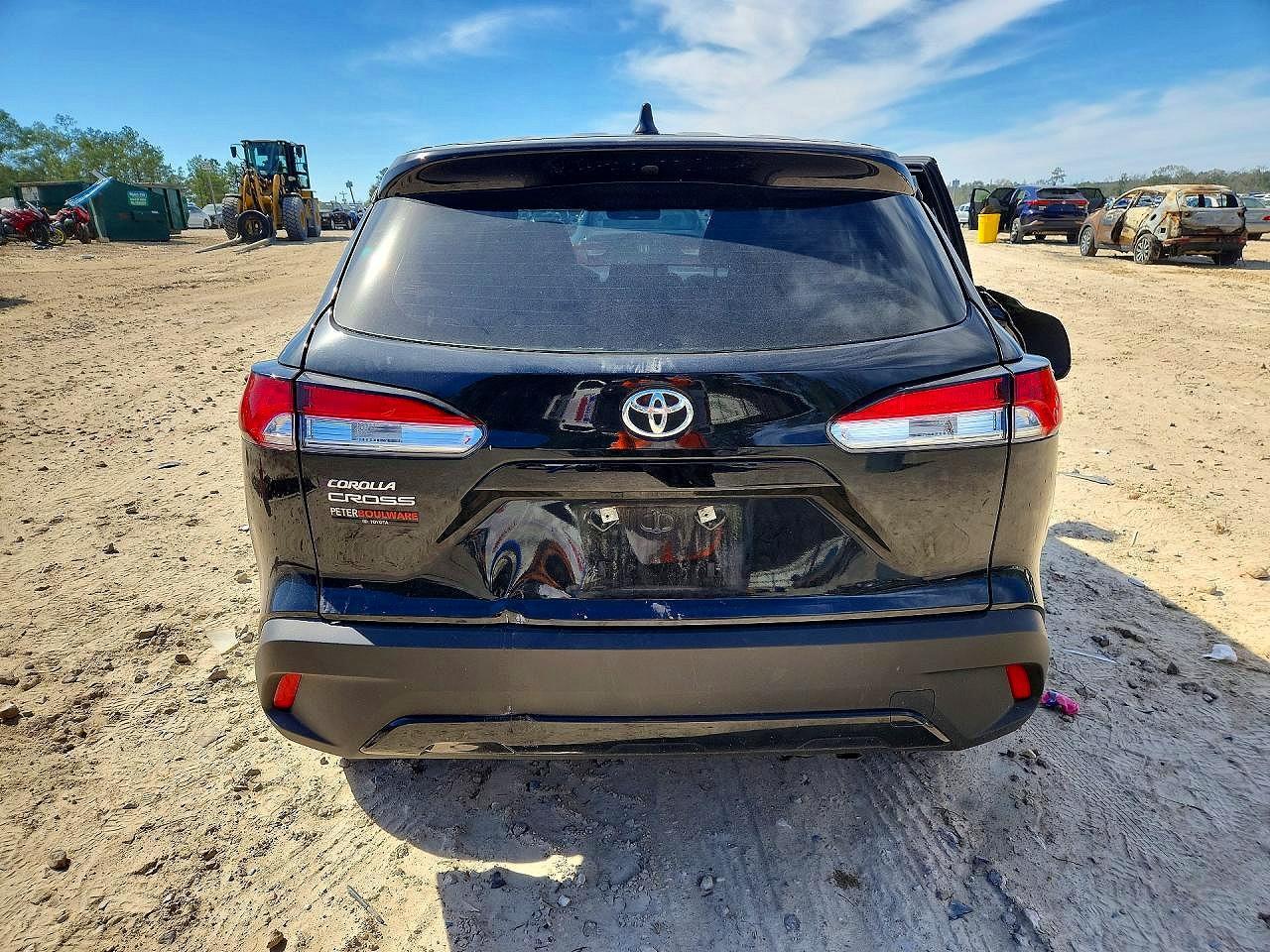 2024 Toyota Corolla Cross L - Фото 6