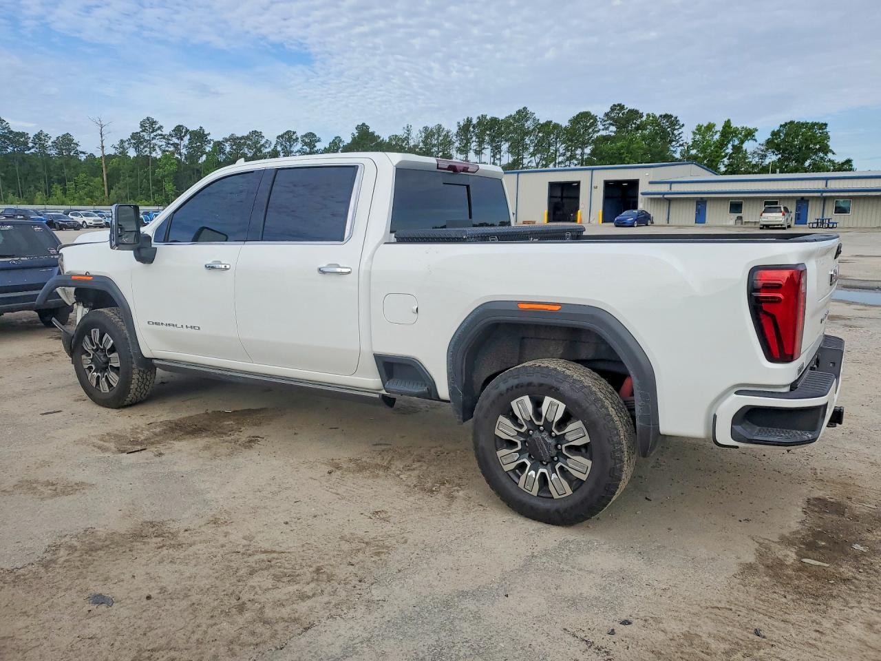 2025 GMC Sierra K2500 Denali - Фото 2