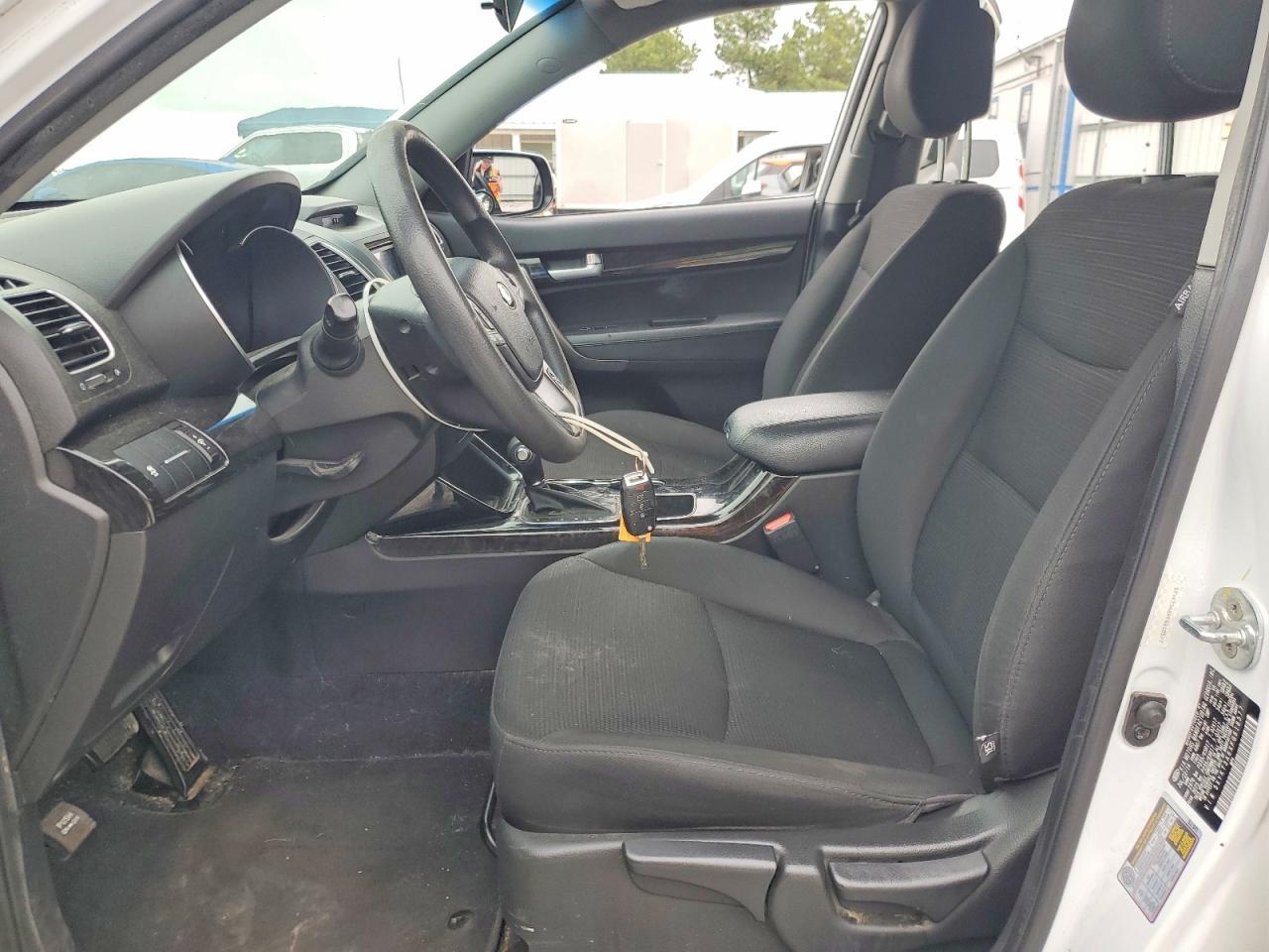 2015 Kia Sorento Lx - Image 7