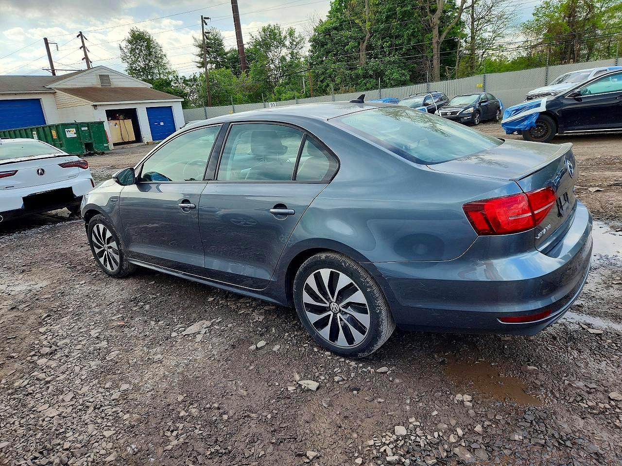 2016 Volkswagen Jetta Hybrid - Фото 2