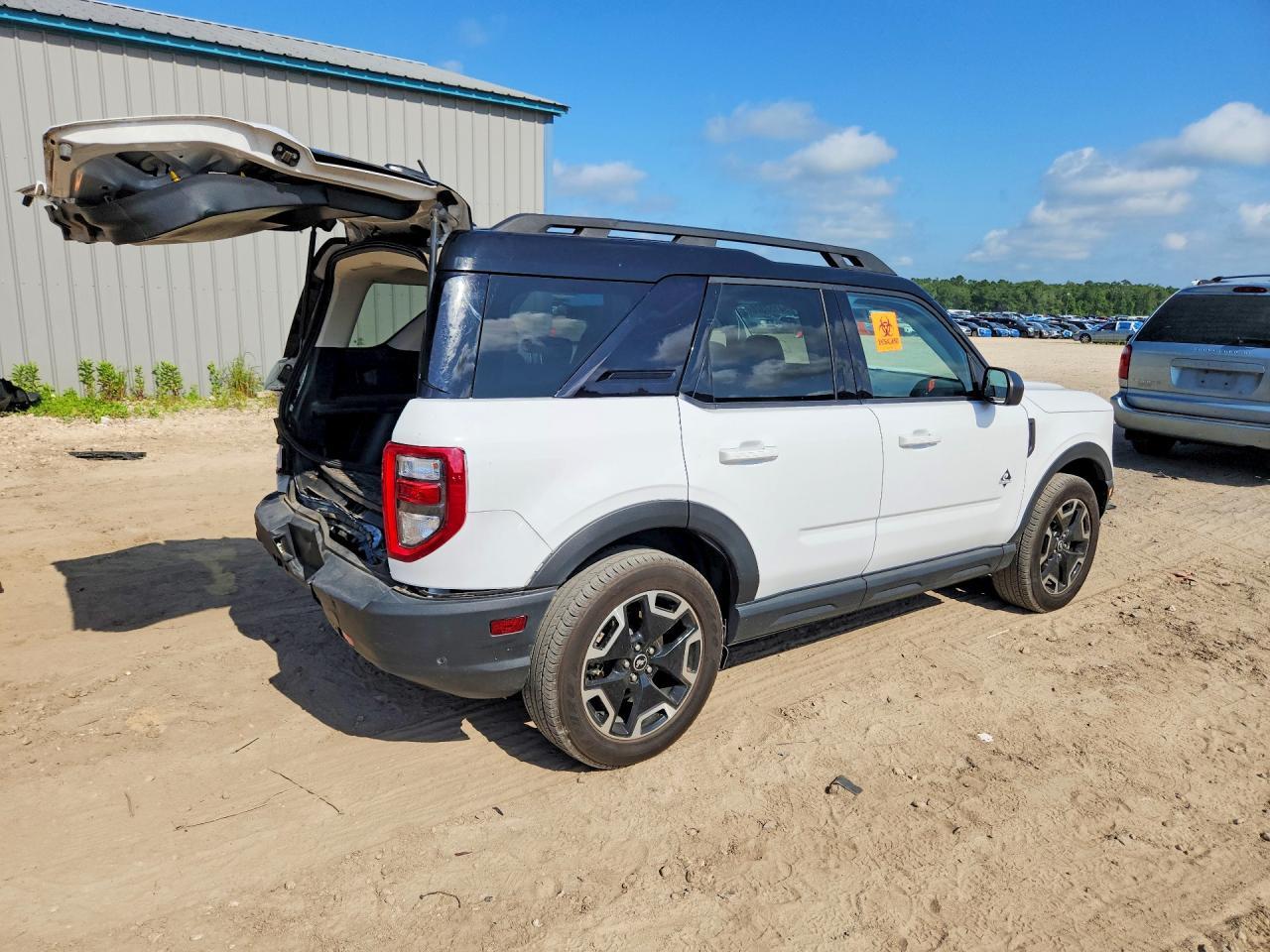 2024 Ford Bronco Sport Outer Banks - Фото 3