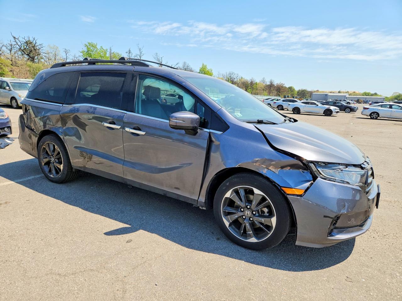 2024 Honda Odyssey Elite - Image 4